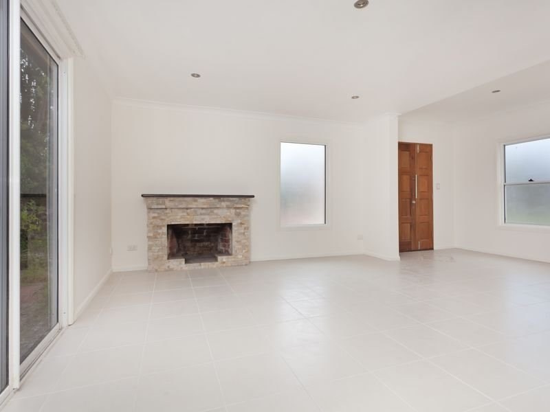 14 Bright Avenue, Labrador QLD 4215