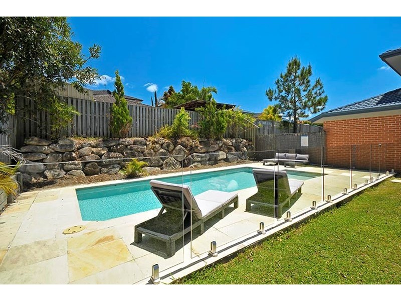 21 Royal woods Drive, Robina QLD 4226