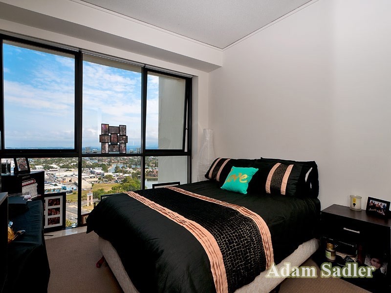 22 Surf Parade, Broadbeach QLD 4218