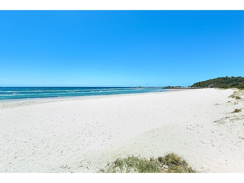 947 Gold Coast Highway, Palm Beach QLD 4221