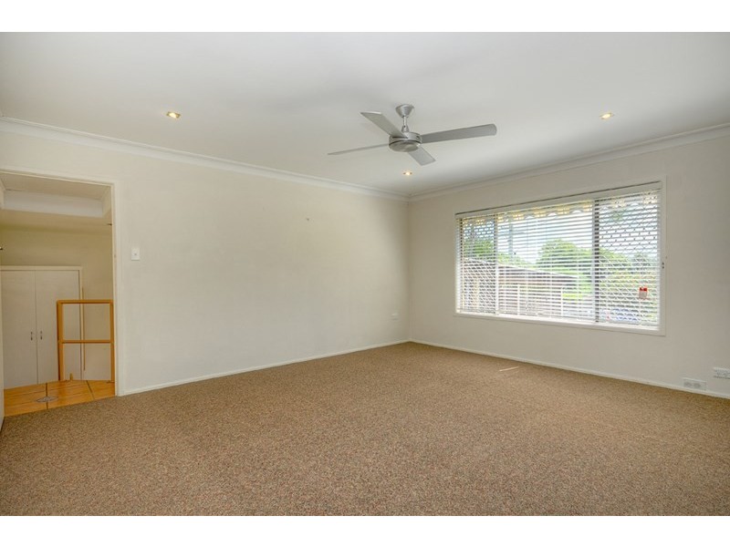 7 Algona Street, Labrador QLD 4215