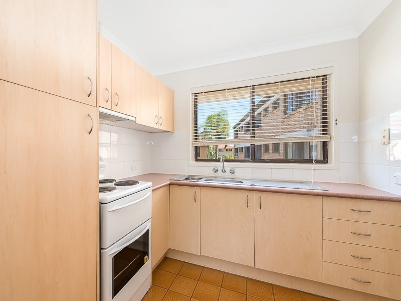 5/3 Angie Court, Mermaid Waters QLD 4218