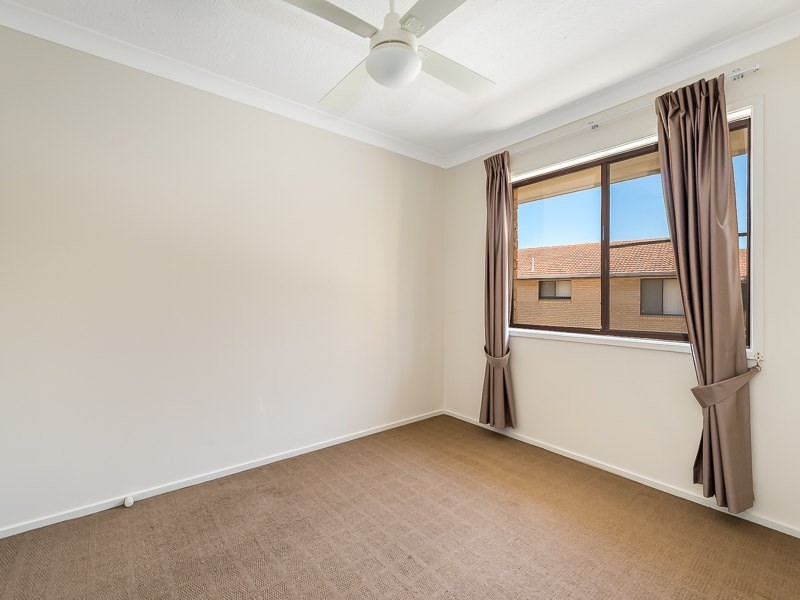 5/3 Angie Court, Mermaid Waters QLD 4218