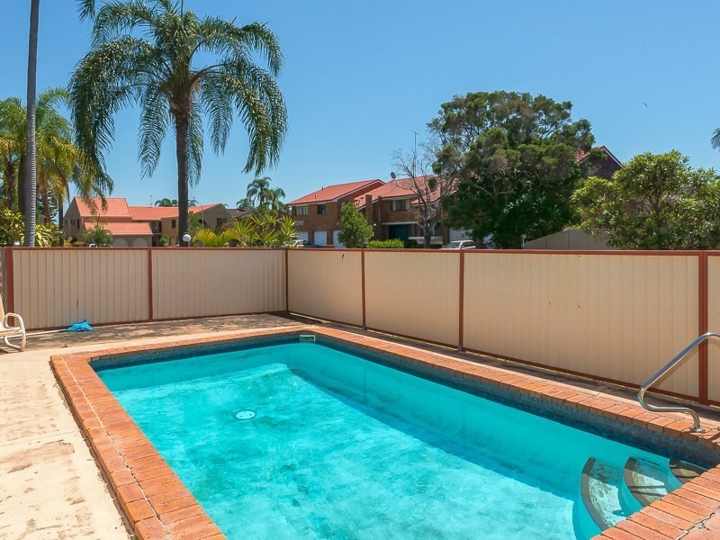 5/3 Angie Court, Mermaid Waters QLD 4218