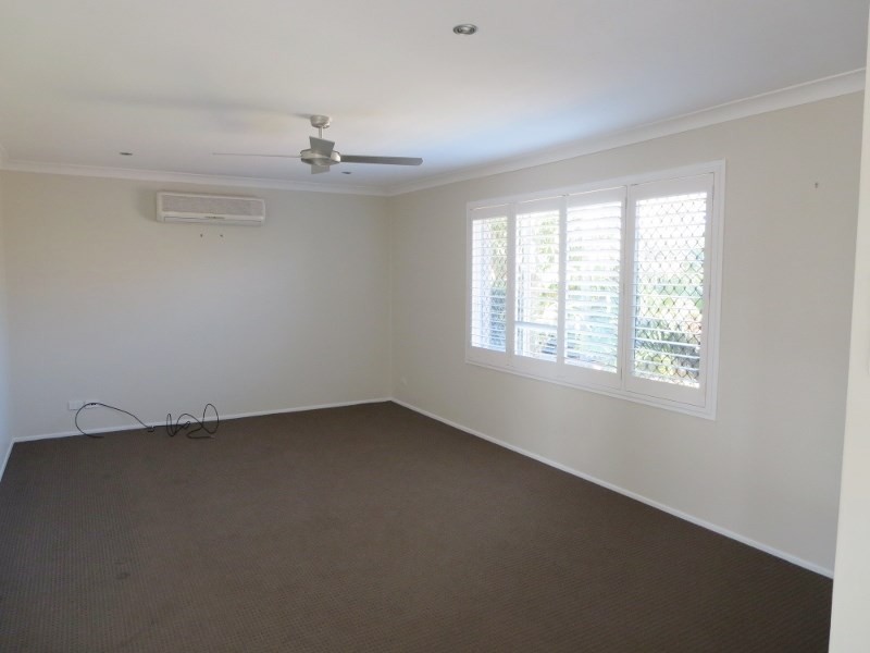 7 Caithness Court, Sorrento QLD 4217