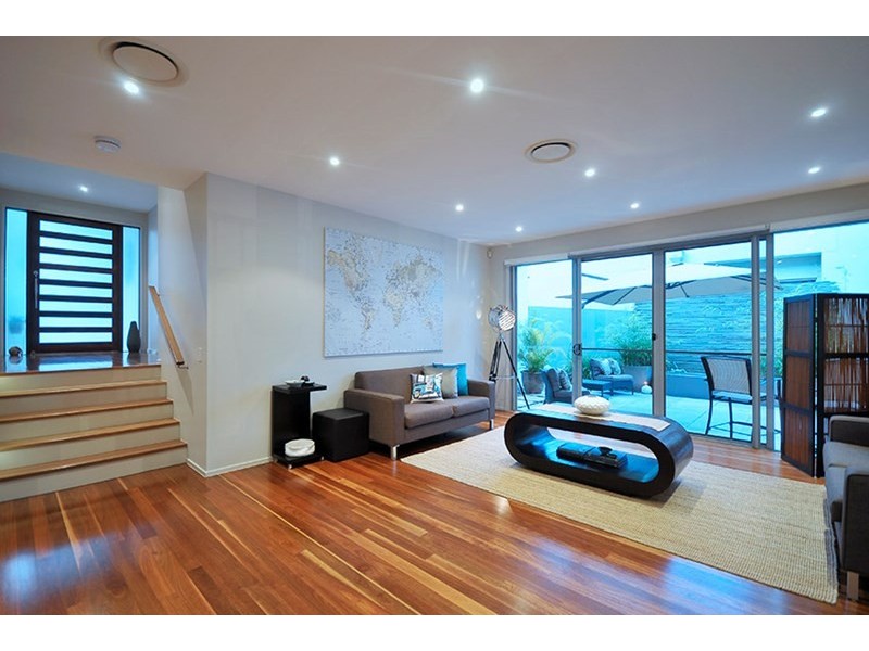 9 Lacerta Avenue, Robina QLD 4226