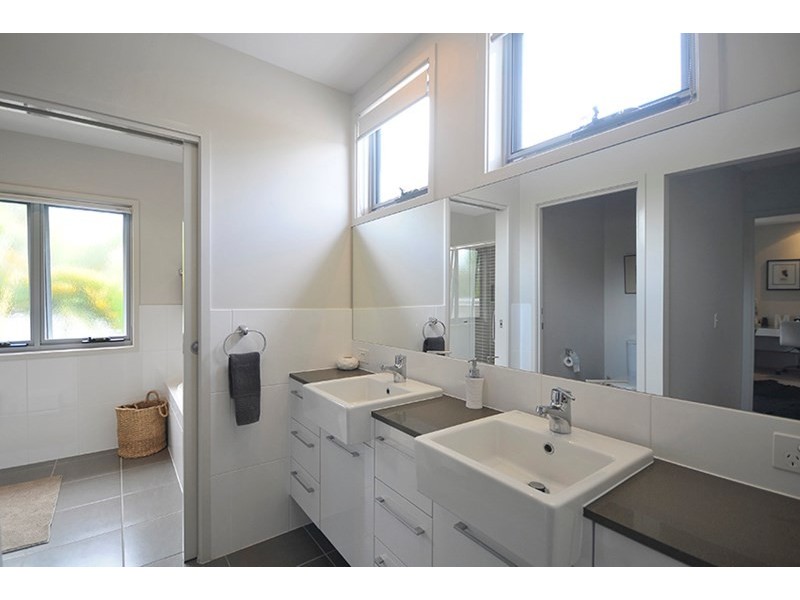 9 Lacerta Avenue, Robina QLD 4226