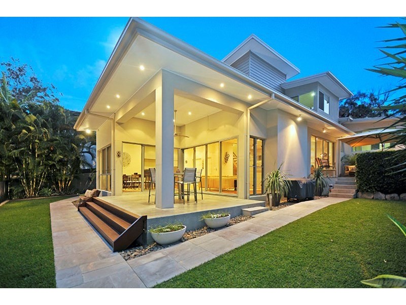 9 Lacerta Avenue, Robina QLD 4226