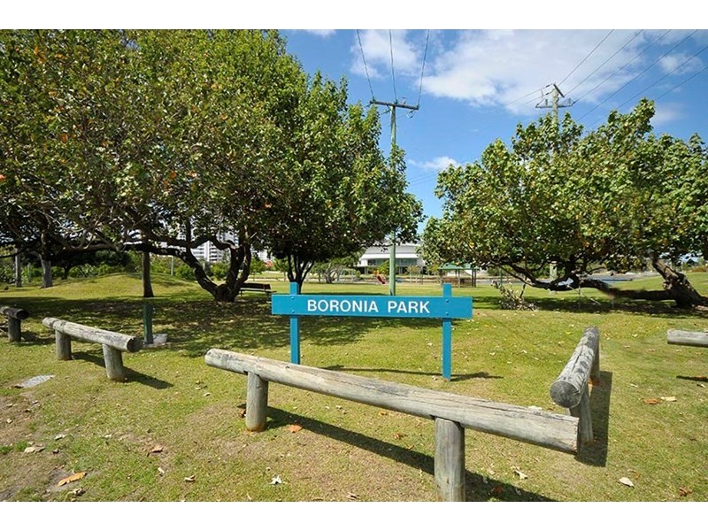 34 Boongala Road, Broadbeach Waters QLD 4218