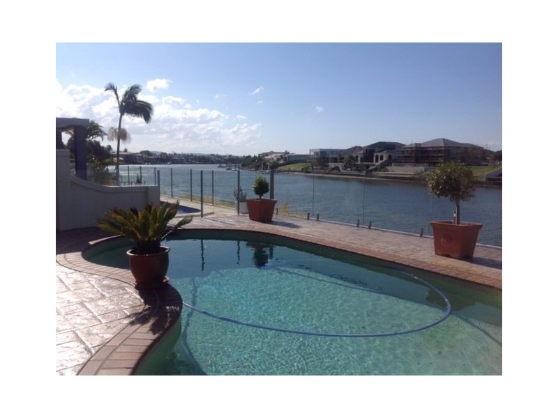 23 Namatjira Court, Broadbeach Waters QLD 4218