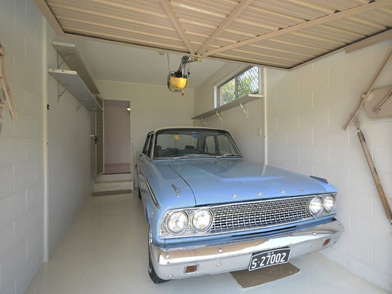 2/27 Leonard Avenue, Surfers Paradise QLD 4217