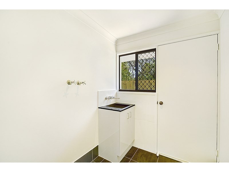 130 Markeri Street, Mermaid Waters QLD 4218