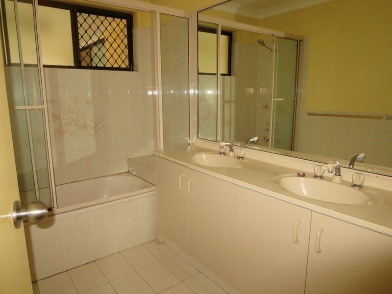 51 Rio Vista, Broadbeach Waters QLD 4218
