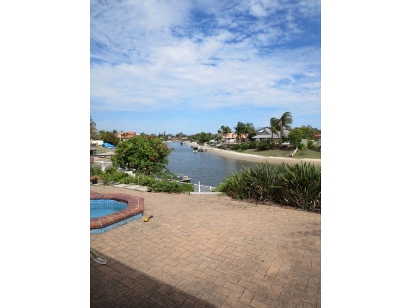 31 Allandale Entrance, Mermaid Waters QLD 4218