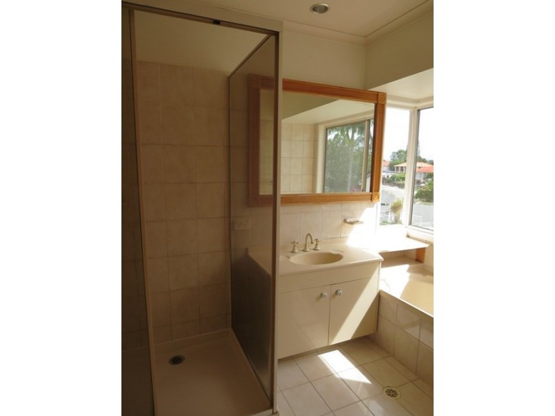 31 Allandale Entrance, Mermaid Waters QLD 4218