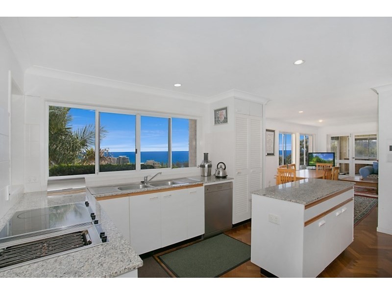 35 West Street, Burleigh Heads QLD 4220