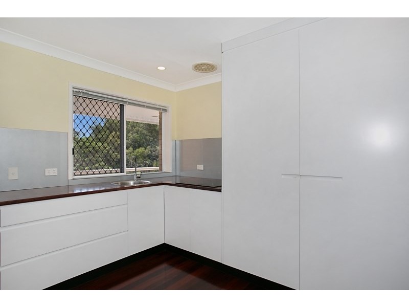 35 West Street, Burleigh Heads QLD 4220