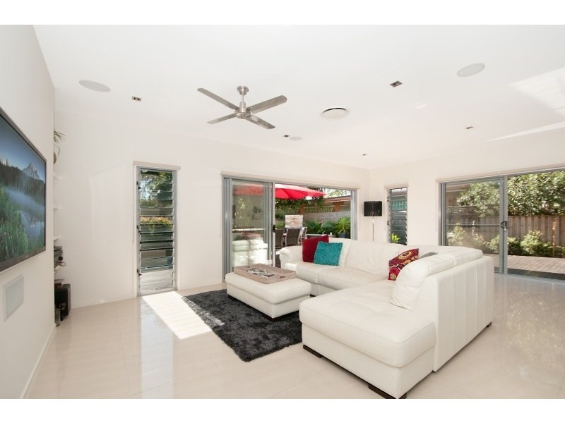 1/43 Avanti Street, Mermaid Waters QLD 4218