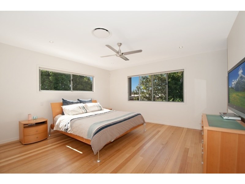 1/43 Avanti Street, Mermaid Waters QLD 4218