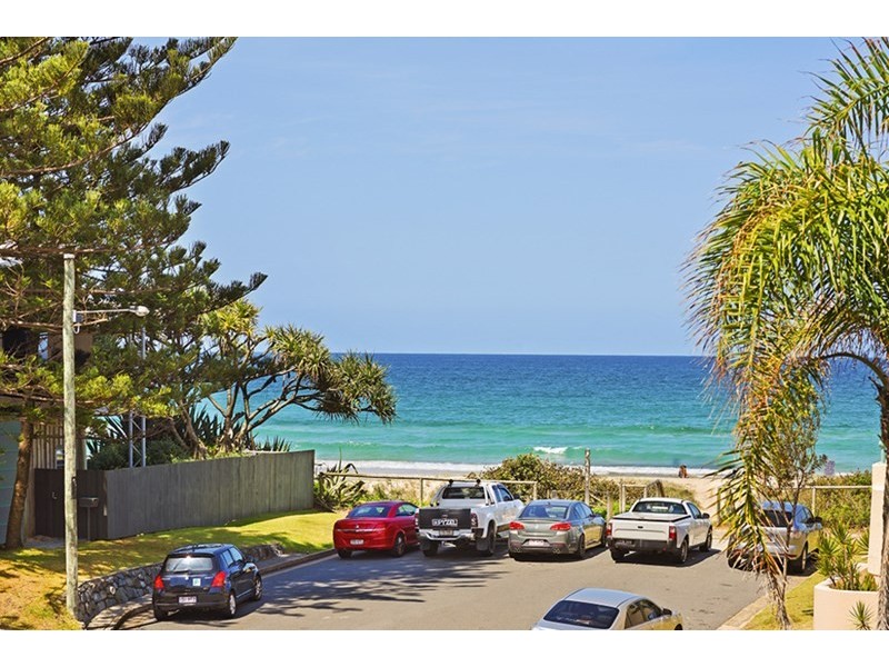 1/52 Jefferson Lane, Palm Beach QLD 4221