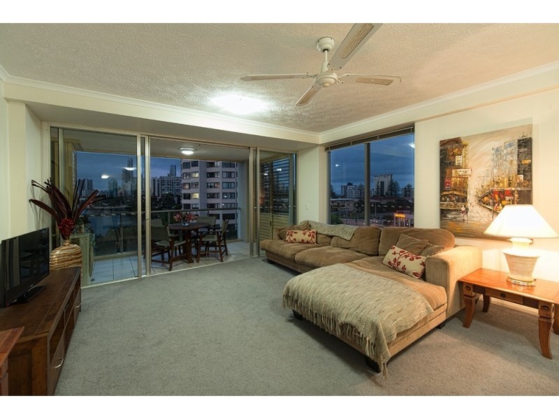 19/2894 Gold Coast Highway, Surfers Paradise QLD 4217