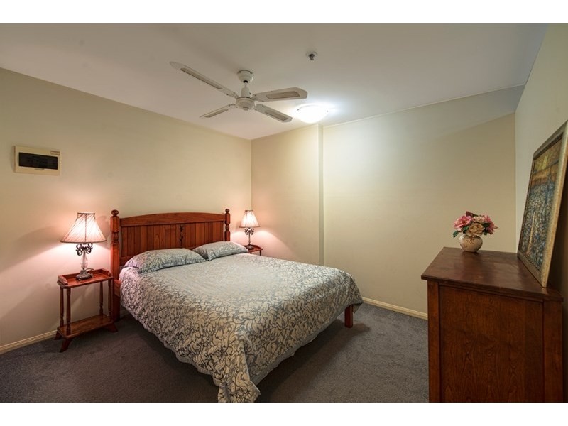 19/2894 Gold Coast Highway, Surfers Paradise QLD 4217