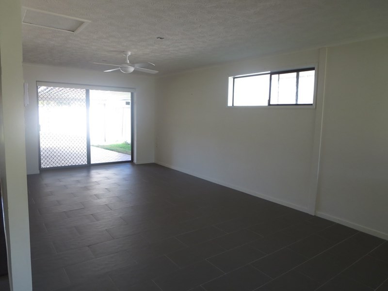 12 Caprice Court, Mermaid Waters QLD 4218