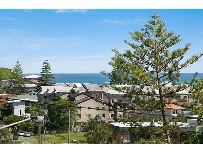 3/8 Teemangum Street, Tugun QLD 4224