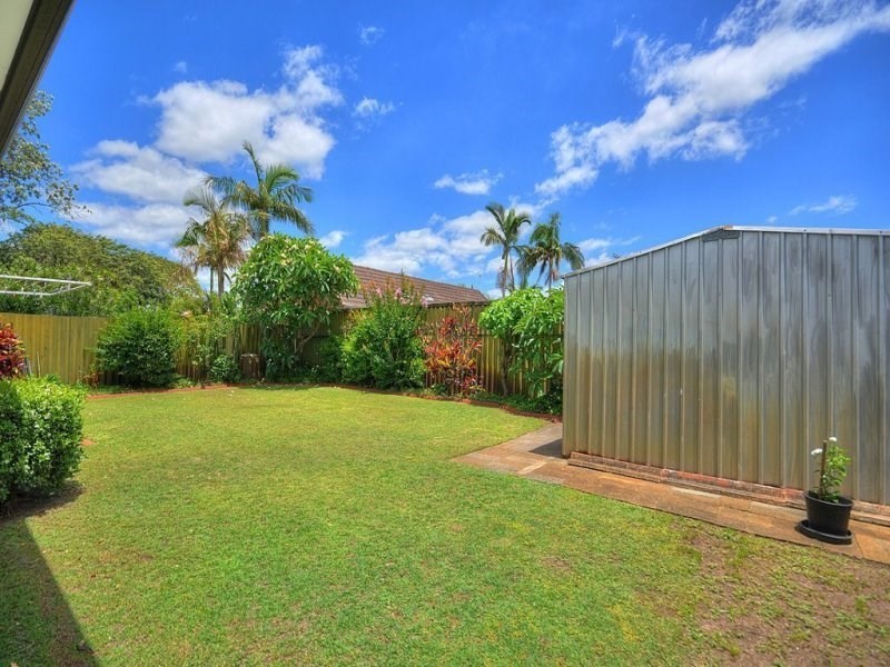6 Mascala Parade, Mermaid Waters QLD 4218