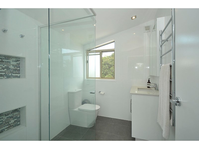 8 Dundee Court, Robina QLD 4226