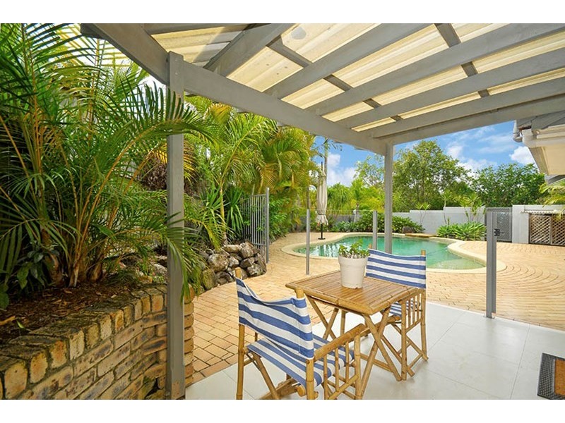 8 Dundee Court, Robina QLD 4226