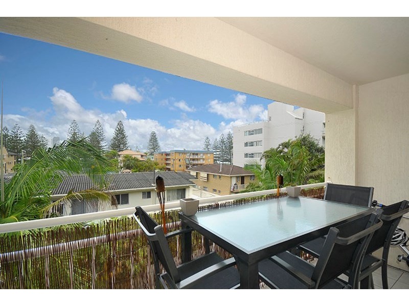 14/9 Francis Street, Mermaid Beach QLD 4218