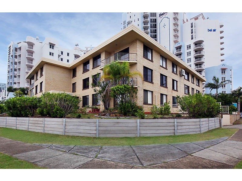1/2619 Gold Coast Highway, Broadbeach QLD 4218