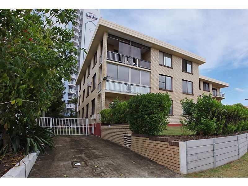 1/2619 Gold Coast Highway, Broadbeach QLD 4218