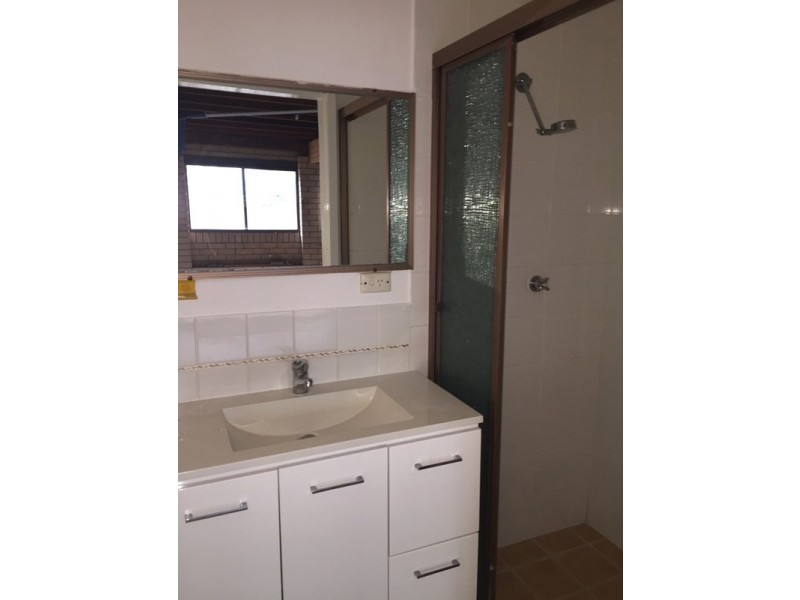 41 Avanti Street, Mermaid Waters QLD 4218