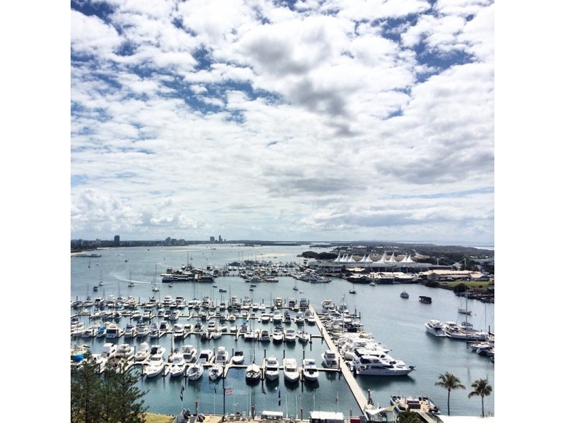 Apt 42, 18 Macarthur Parade “Yachting Towers”, Main Beach QLD 4217