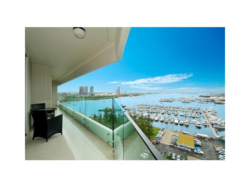 Apt 42, 18 Macarthur Parade “Yachting Towers”, Main Beach QLD 4217