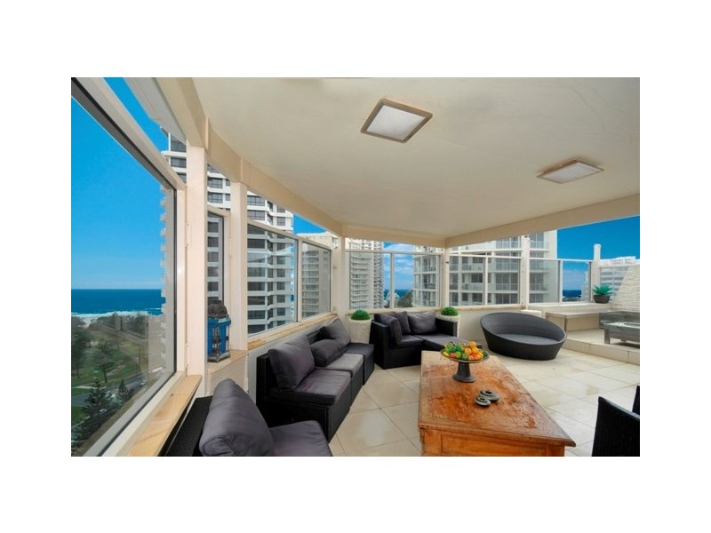 Apt 42, 18 Macarthur Parade “Yachting Towers”, Main Beach QLD 4217