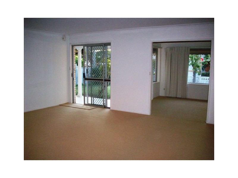 28 Hilda Street, Mermaid Beach QLD 4218