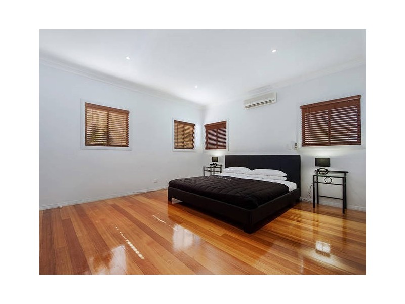 2/25 Hilda Street, Mermaid Beach QLD 4218