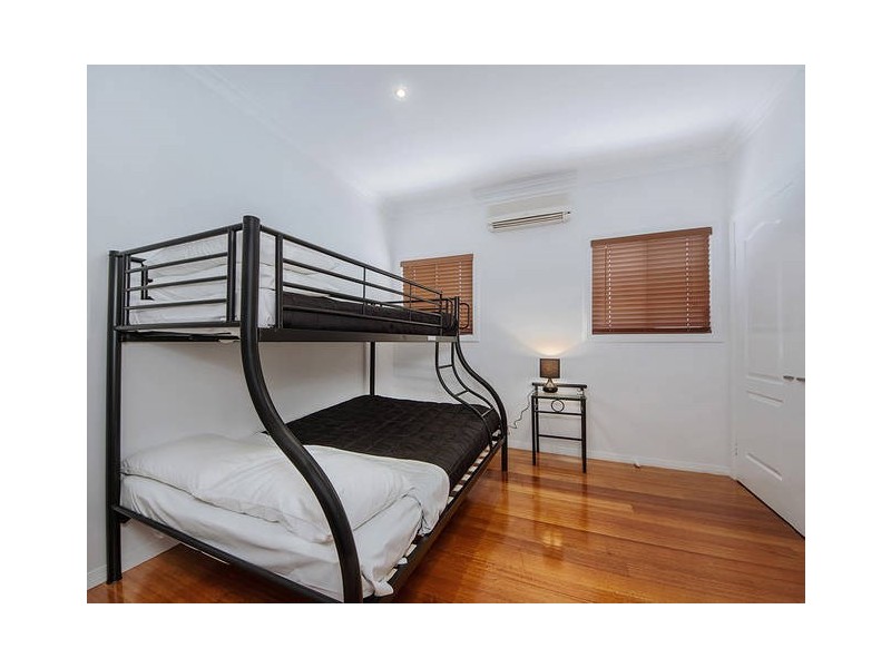 2/25 Hilda Street, Mermaid Beach QLD 4218