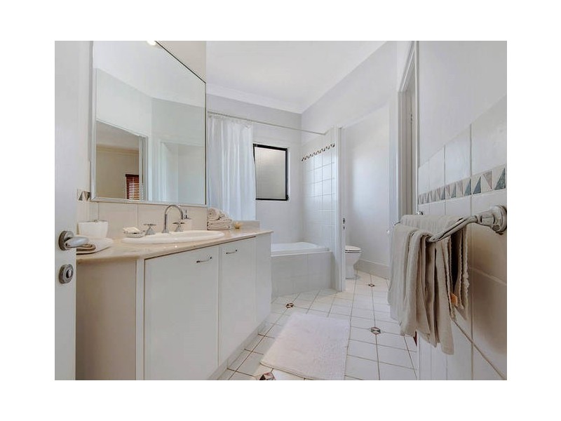 1/25 Hilda Street, Mermaid Beach QLD 4218