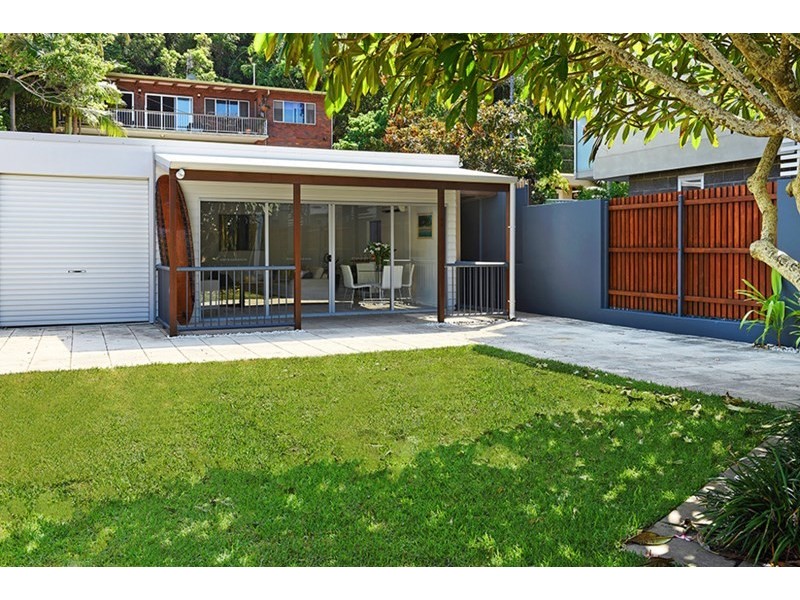 824 Pacific Parade, Currumbin QLD 4223
