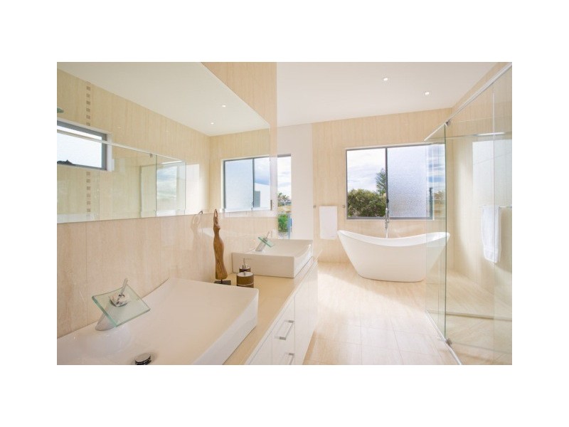 Mermaid Beach QLD 4218