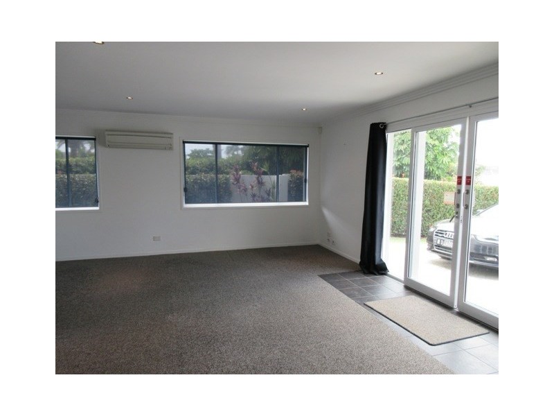 139 Monaco Street, Broadbeach Waters QLD 4218