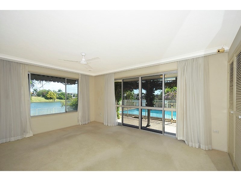 58 River Crescent, Broadbeach Waters QLD 4218