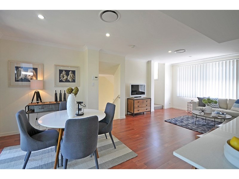 25/17 Great Southern Drive, Robina QLD 4226