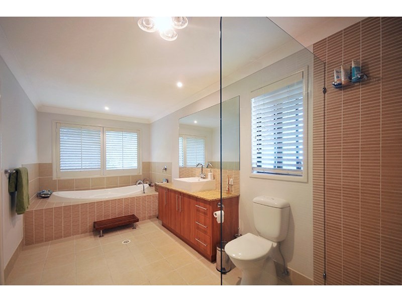 23 Lacerta Avenue, Robina QLD 4226