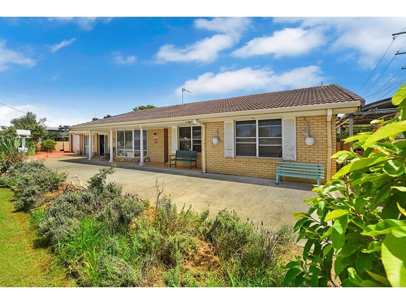 118 Tahiti Avenue, Palm Beach QLD 4221