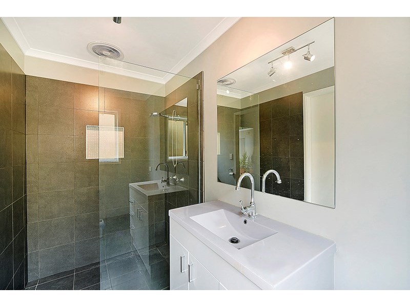 118 Tahiti Avenue, Palm Beach QLD 4221